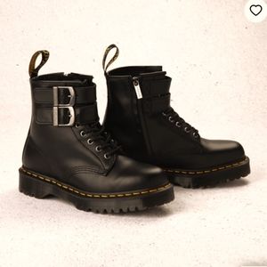 Dr Martens boots with buckles size 7/38